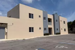811 E 52nd St, Hialeah, FL 33013 - Photo 2