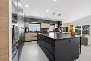 3464 51st St, Hollywood, FL 33312 - Photo 8