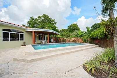 10 S Melrose Dr, Miami Springs, FL 33166 - Photo 32