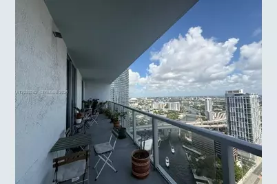 185 SW 7th St #3803, Miami, FL 33130 - Photo 12