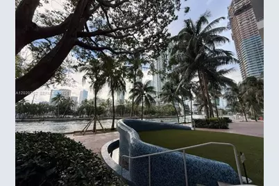 185 SW 7th St #3803, Miami, FL 33130 - Photo 4