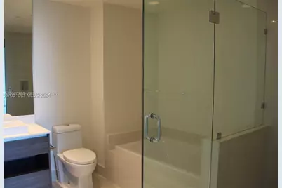 1100 S Miami Ave #2409, Miami, FL 33130 - Photo 10