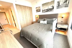 159 NE 6th St, Miami, FL 33132 - Photo 18
