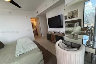 159 NE 6th St, Miami, FL 33132 - Photo 22