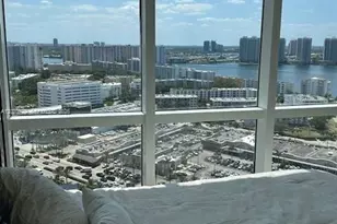 18201 Collins Ave, Sunny Isles Beach, FL 33160 - Photo 36