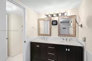 1330 NE 105th St, Miami Shores, FL 33138 - Photo 10