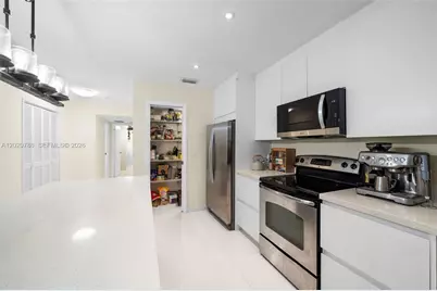 1330 NE 105th St #301, Miami Shores, FL 33138 - Photo 6