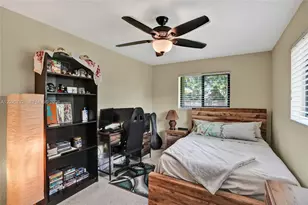 480 SW 55th Ave, Plantation, FL 33317 - Photo 30