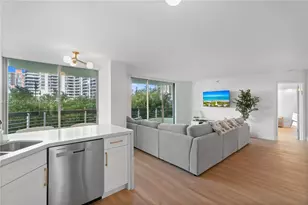 19101 NE 36th Ct, Aventura, FL 33180 - Photo 6