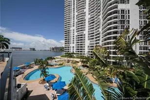 19101 NE 36th Ct, Aventura, FL 33180 - Photo 40