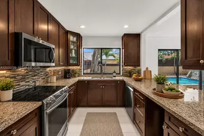 1010 NE 204th Ter, Miami, FL 33179 - Photo 8