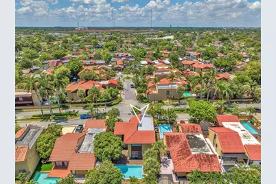 1010 NE 204th Ter, Miami, FL 33179 - Photo 50