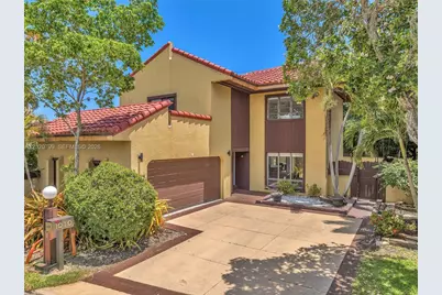 1010 NE 204th Ter, Miami, FL 33179 - Photo 2