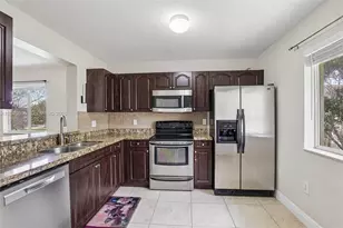 6235 SW 47th Manor, Davie, FL 33314 - Photo 10