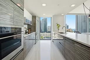 460 NE 28th St, Miami, FL 33137 - Photo 2