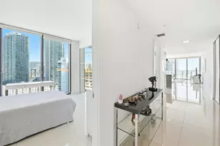 460 NE 28th St, Miami, FL 33137 - Photo 16