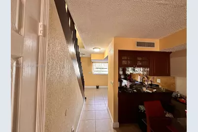5953 W 28th Ave #24, Hialeah, FL 33016 - Photo 14