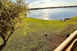 5953 W 28th Ave, Hialeah, FL 33016 - Photo 36
