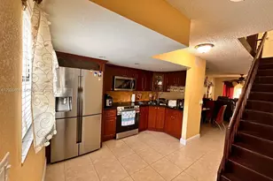 5953 W 28th Ave, Hialeah, FL 33016 - Photo 8
