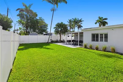 1239 Washington St #1239, Hollywood, FL 33019 - Photo 32