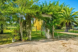 3880 Packinghouse Rd, Other City - In The State Of Florida, FL 33920 - Photo 40