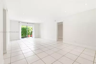 1200 Mariposa Ave #E104, Coral Gables, FL 33146 - Photo 8