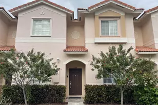 8835 S Isles Cir, Tamarac, FL 33321 - Photo 8