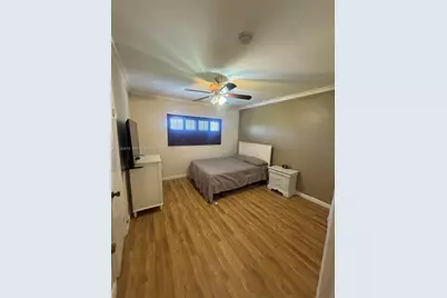 6731 Cypress Rd #410, Plantation, FL 33317 - Photo 6