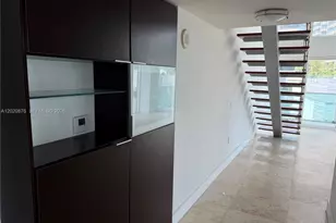 41 SE 5th St, Miami, FL 33131 - Photo 24