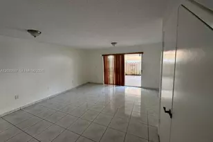 8059 NW 8th St, Miami, FL 33126 - Photo 8