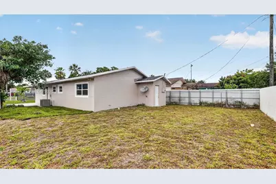 900 Sharazad Blvd, Opa-Locka, FL 33054 - Photo 28