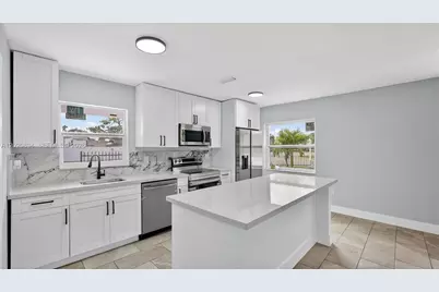 900 Sharazad Blvd, Opa-Locka, FL 33054 - Photo 10