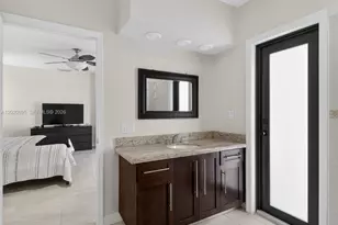 10407 NW 5th St, Plantation, FL 33324 - Photo 30