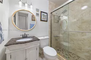 440 E 23rd St, Hialeah, FL 33013 - Photo 12