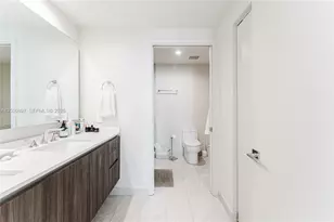 488 NE 18th St, Miami, FL 33132 - Photo 18