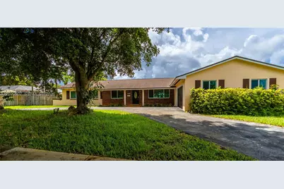 14060 SW 82nd Ave, Palmetto Bay, FL 33158 - Photo 1