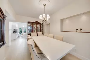 860 NE 127th St, North Miami, FL 33161 - Photo 10