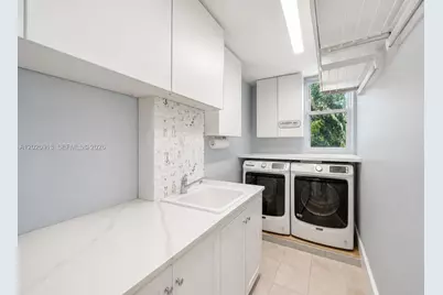 [Address not provided], North Miami, FL 33161 - Photo 20
