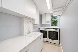 [Address not provided], North Miami, FL 33161 - Photo 20