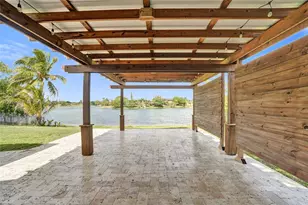 4662 NW 99th Ave, Sunrise, FL 33351 - Photo 36