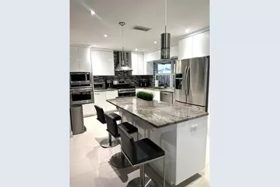 9551 NW 19th Pl, Sunrise, FL 33322 - Photo 12