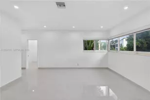 1101 S Shore Dr, Miami Beach, FL 33141 - Photo 32