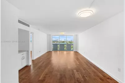 800 West Ave #527, Miami Beach, FL 33139 - Photo 4