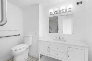 800 West Ave, Miami Beach, FL 33139 - Photo 18