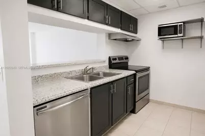 7601 E Treasure Dr #910, North Bay Village, FL 33141 - Photo 8