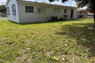 2231 NW 9th Pl, Fort Lauderdale, FL 33311 - Photo 4