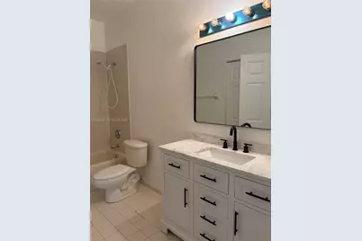 8835 S Isles Cir #8835, Tamarac, FL 33321 - Photo 18