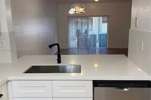 8835 S Isles Cir, Tamarac, FL 33321 - Photo 20