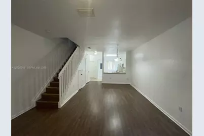 8835 S Isles Cir #8835, Tamarac, FL 33321 - Photo 14