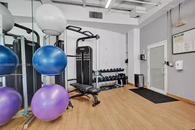 4925 Collins Ave #3H, Miami Beach, FL 33140 - Photo 10